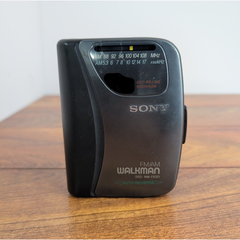 Vintage Sony Walkman AM/FM Radio Cassette Player WM-FX321 Works READ w/Belt Clip